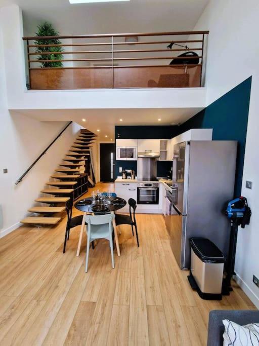 Le Bellay ¤ 2 Chambres ¤ Cour ¤10 Mins Centre¤ Amiens Eksteriør bilde
